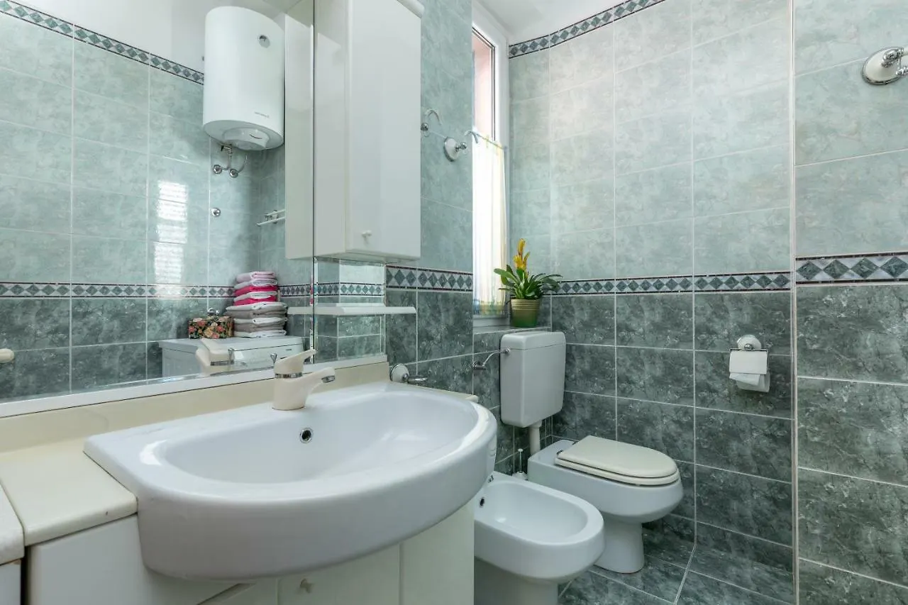 Apartment Kapo Split